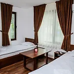 Πανσιόν бялата къща 3*
