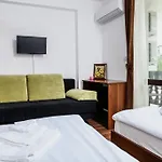 бялата къща 3* Ζλάτογκραντ